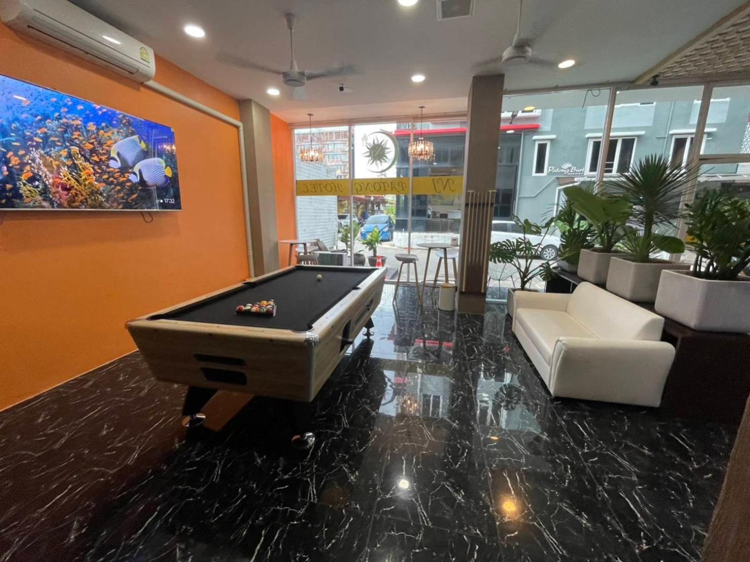 Nj Patong Hotel Екстер'єр фото